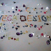 Edelstenen in alle vormen en maten